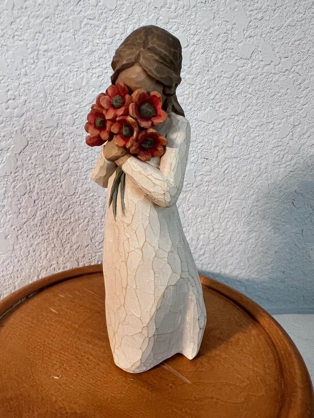 Willow Tree “Surrounded by Love” Figurine-2009 Flowers